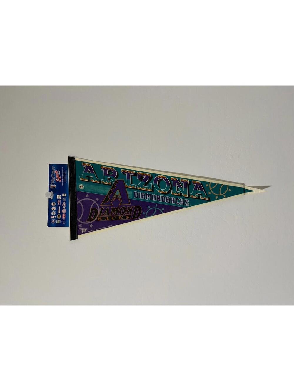 Vintage 1997 MLB Arizona Diamond Backs Pennant - new with tag